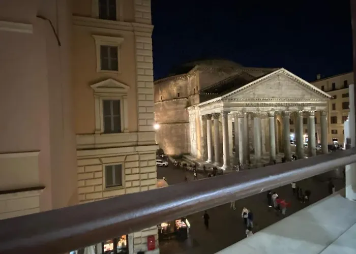 The Window Of The Gods - Pantheon View Apartment